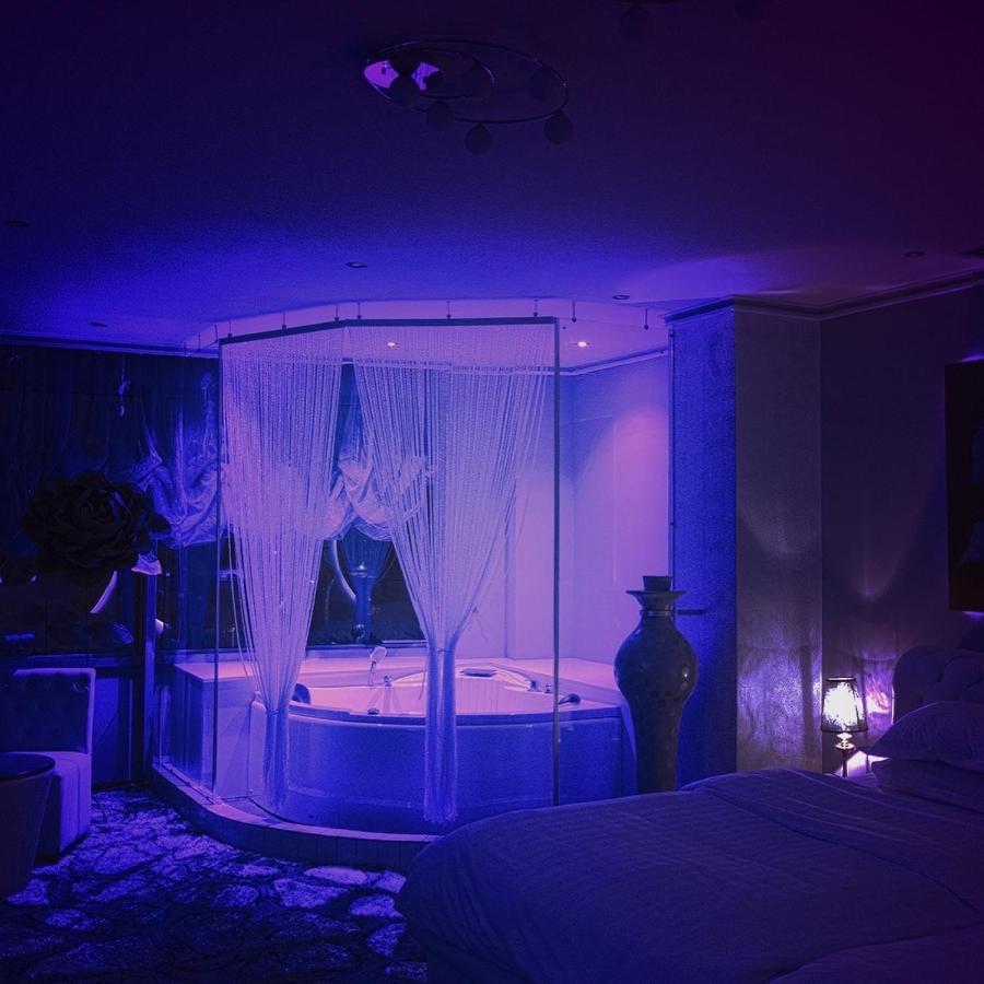 Hotel Rosa Blu Tirana Esterno foto